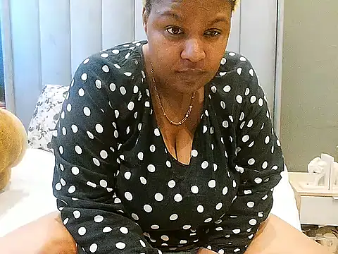 ZariahMoonfire online show from July 7, 12:42 pm