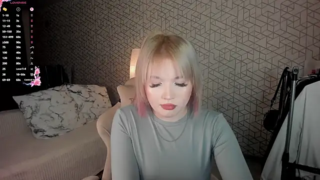 NayaValen online show from January 10, 3:41 am