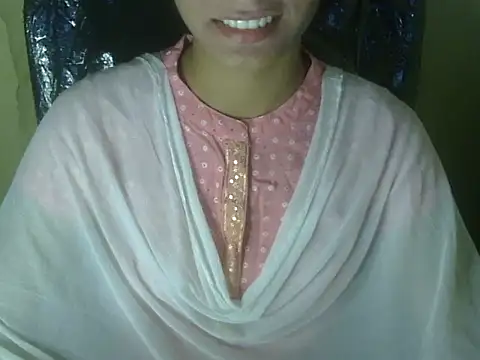 Snapshot of Shezi_N chatting on November 11, 12:38 pm Shezi N online show from November 11, 12:38 pm