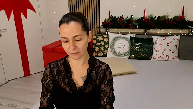 Snapshot of DitaNoir chatting on December 18, 6:52 am DitaNoir online show from December 18, 6:52 am