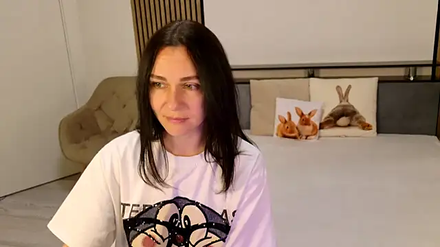 Snapshot of DitaNoir chatting on June 2, 6:26 am DitaNoir online show from June 2, 6:26 am