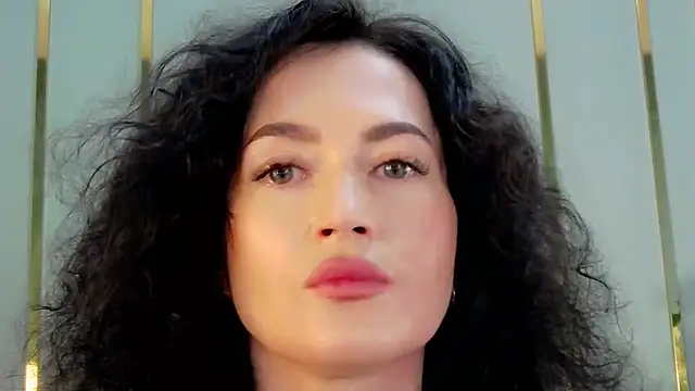 Snapshot of JaneWalch chatting on November 24, 10:15 am JaneWalch online show from November 24, 10:15 am