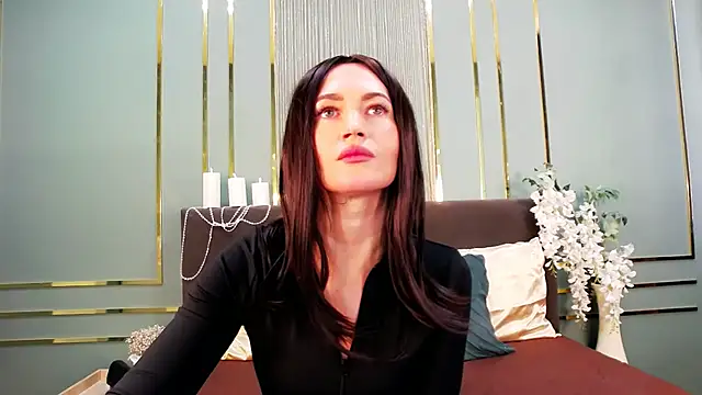 Snapshot of JaneWalch chatting on December 15, 12:53 pm JaneWalch online show from December 15, 12:53 pm