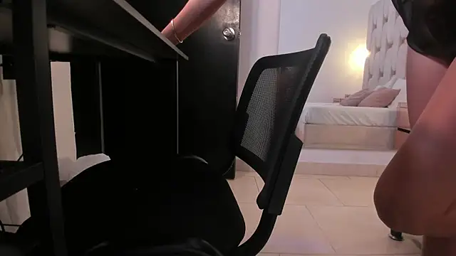 Snapshot of noa_blake chatting on November 22, 4:22 am noa blake online show from November 22, 4:22 am