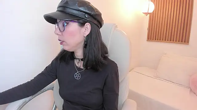 Snapshot of Nebula_Soul chatting on October 18, 12:50 pm Nebula Soul online show from October 18, 12:50 pm