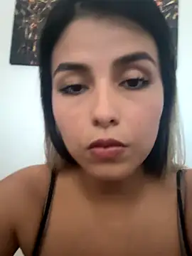Snapshot of valentinaa99 chatting on October 25, 9:20 pm valentinaa99 online show from October 25, 9:20 pm