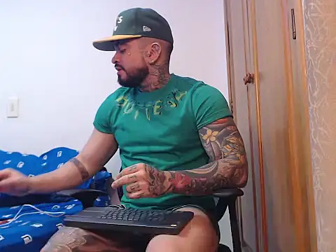 stefanodangelo online show from October 22, 11:37 pm