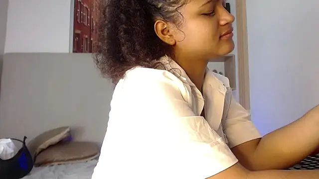 miel alisha online show from March 6, 12:23 pm