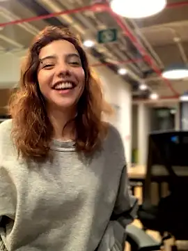 Snapshot of MiaaCute- chatting on January 9, 1:08 am MiaaCute- online show from January 9, 1:08 am