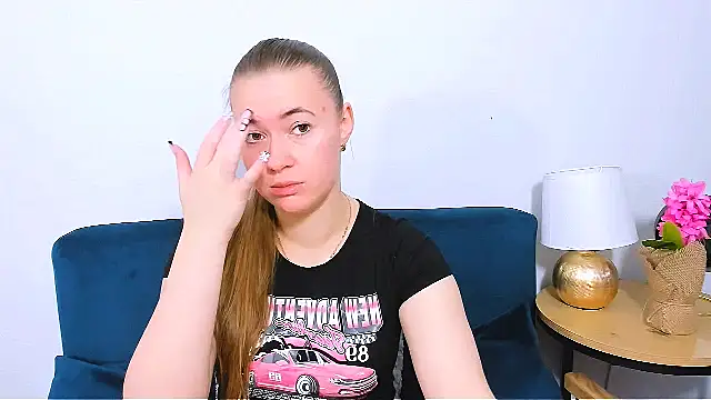 LeaNaughty online show from November 16, 6:41 am