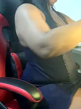 NatashaAzura online show from October 29, 8:43 pm