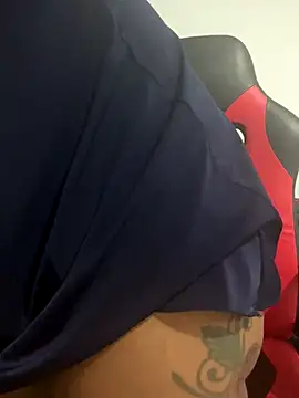 NatashaAzura online show from November 28, 1:08 am