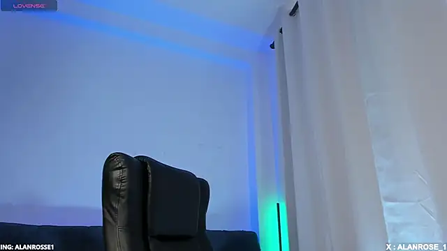 Snapshot of AlanRose01 chatting on October 27, 2:10 pm AlanRose01 online show from October 27, 2:10 pm