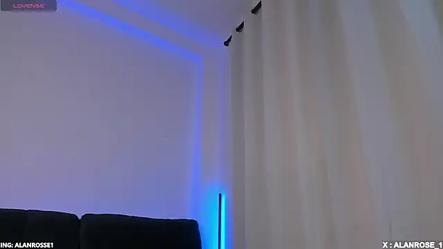 Snapshot of AlanRose01 chatting on November 1, 7:27 pm AlanRose01 online show from November 1, 7:27 pm