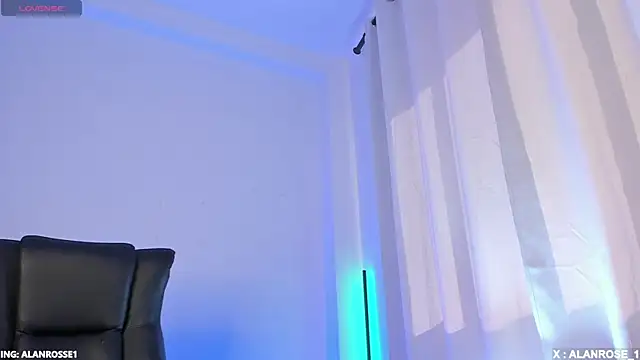 Snapshot of AlanRose01 chatting on November 21, 1:10 pm AlanRose01 online show from November 21, 1:10 pm