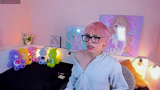 Snapshot of Strawberry_Kitty_ chatting on October 21, 9:37 pm Strawberry Kitty online show from October 21, 9:37 pm