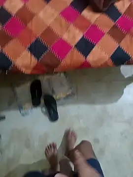 Aadi200210q online show from October 21, 5:46 pm