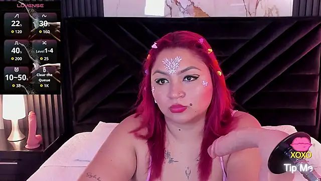 Halleyrosse online show from April 5, 1:08 pm