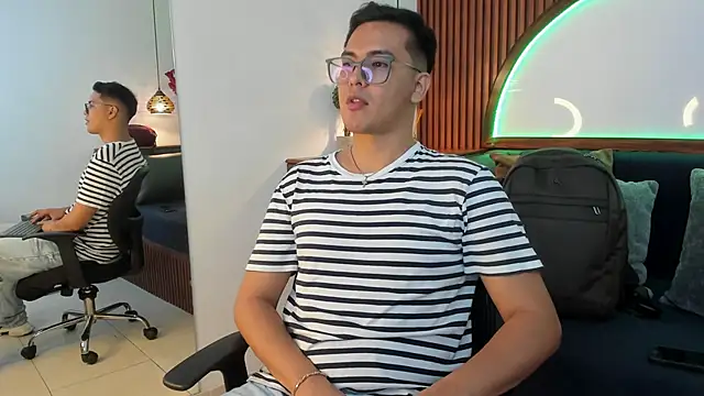 JohnBelRose online show from February 8, 12:36 am