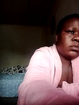 Snapshot of Roronae chatting on March 3, 11:49 am Roronae online show from March 3, 11:49 am