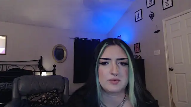 ImKatMeow online show from February 5, 3:27 pm