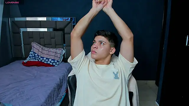 baby david 03 online show from April 18, 10:21 pm