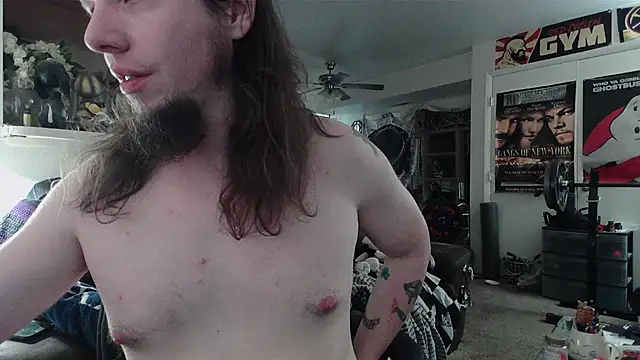 biggerisbetter12 online show from June 29, 1:01 am
