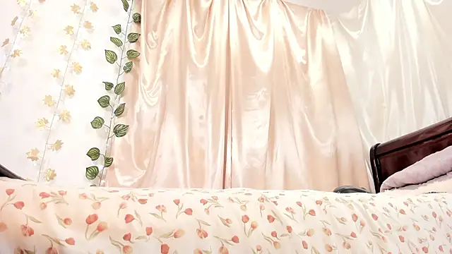 Milie yue online show from November 24, 2:06 pm