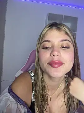  Alicee 1 online show from November 25, 1:38 am