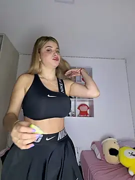  Alicee 1 online show from March 3, 1:01 am