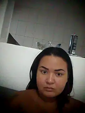 Snapshot of ana5y chatting on October 17, 1:09 am ana5y online show from October 17, 1:09 am