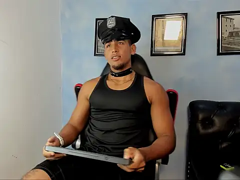 Snapshot of gael_vidal chatting on October 17, 1:53 am gael vidal online show from October 17, 1:53 am