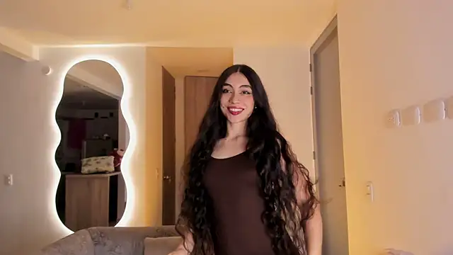 BritanyLnx online show from June 22, 3:47 am