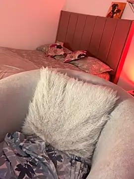 elegant  rouse online show from February 27, 8:42 pm