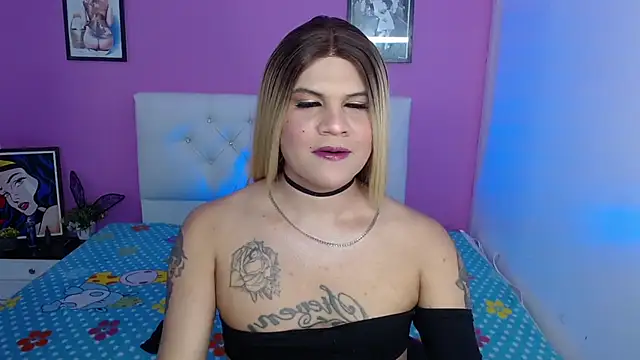 Snapshot of daughterofpleasure chatting on October 19, 8:48 am daughterofpleasure online show from October 19, 8:48 am