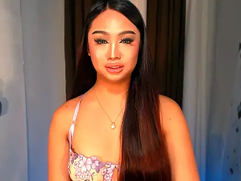 Snapshot of BigBrownCock_Candice chatting on November 26, 7:04 pm BigBrownCock Candice online show from November 26, 7:04 pm