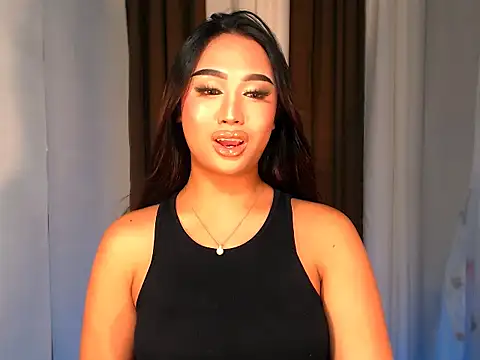 Snapshot of BigBrownCock_Candice chatting on December 1, 7:08 pm BigBrownCock Candice online show from December 1, 7:08 pm