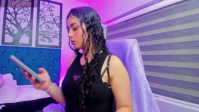 Queengp online show from November 20, 7:46 pm