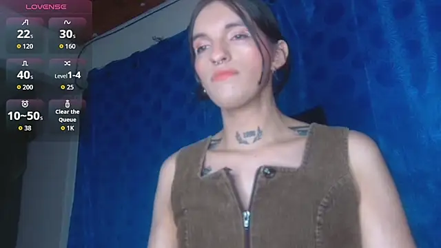 Snapshot of Scarlett_crastrawberry chatting on November 8, 9:24 pm Scarlett crastrawberry online show from November 8, 9:24 pm