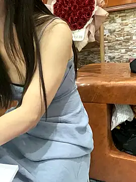 Snapshot of Phale2x chatting on November 2, 3:09 am Phale2x online show from November 2, 3:09 am