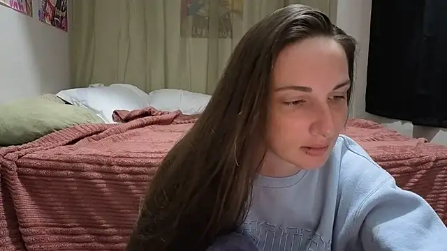 Snapshot of mistressaurora chatting on March 30, 10:05 am mistressaurora online show from March 30, 10:05 am