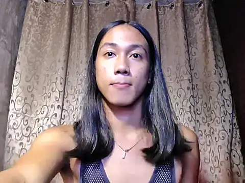 taylaxuxu online show from November 10, 9:25 pm