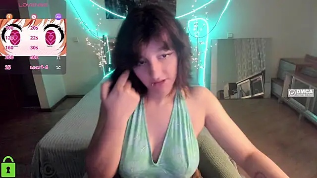 A Skyy online show from June 30, 7:26 pm