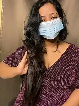 simmi78 online show from November 3, 10:05 am