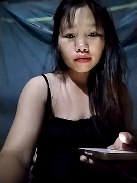 Snapshot of linh-miu99 chatting on October 29, 3:36 pm linh-miu99 online show from October 29, 3:36 pm