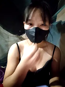 linh-miu99 online show from November 21, 1:37 am