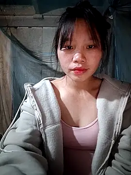 linh-miu99 online show from December 14, 5:02 am