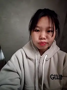 linh-miu99 online show from February 4, 2:06 am