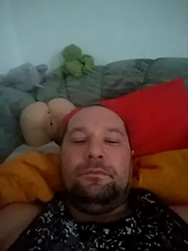 Snapshot of Berghochzugfahrt chatting on November 29, 7:44 am Berghochzugfahrt online show from November 29, 7:44 am