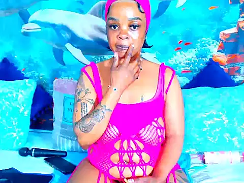 Snapshot of Cherrybootyjoy chatting on November 10, 8:35 am Cherrybootyjoy online show from November 10, 8:35 am